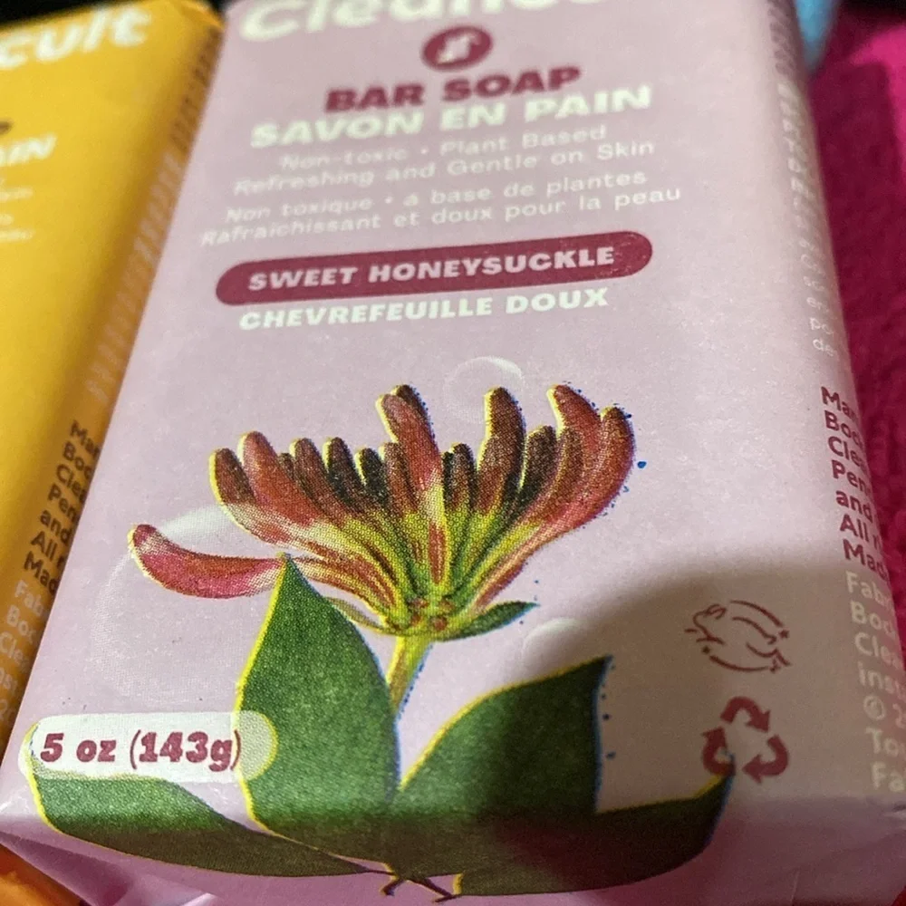 Natural Bar Soap & Wash Cloth Bundle